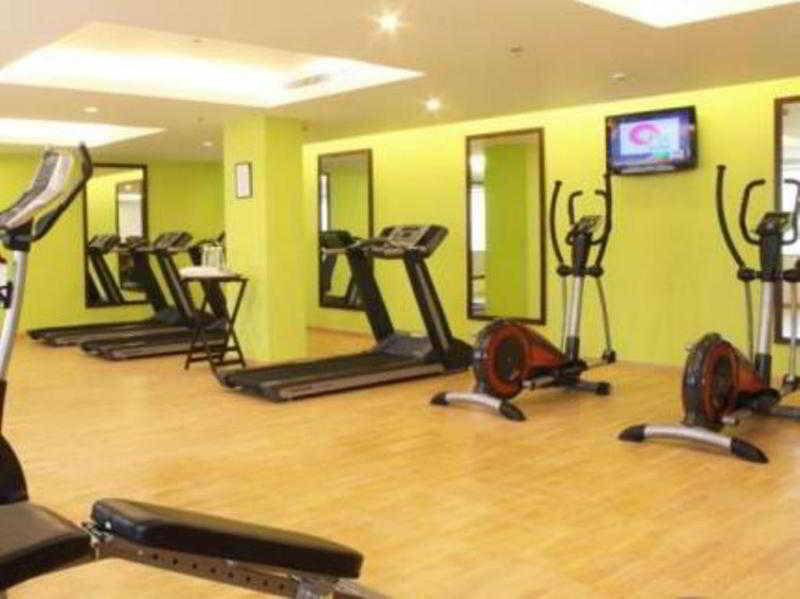 레몬 트리 프리미어 하이테크 시티 하이데라바드 외부 사진